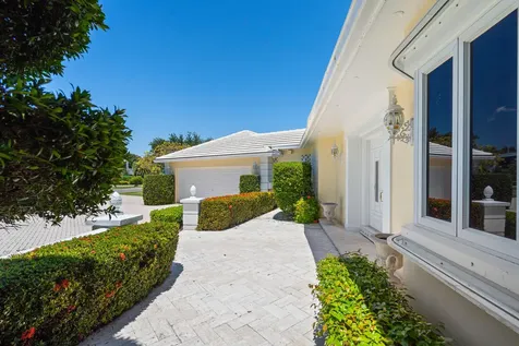 57 Cayuga Road Sea Ranch Lakes FL 33308