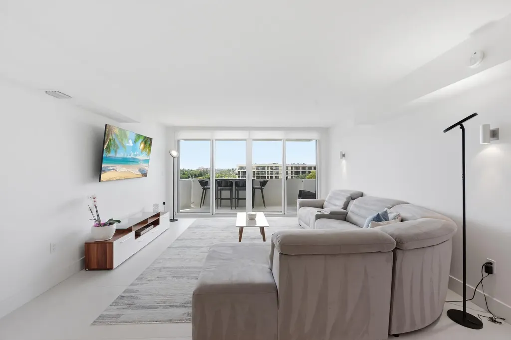 2773 S Ocean Boulevard Palm Beach FL 33480