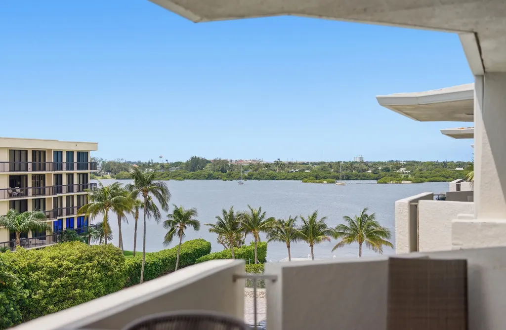 2773 S Ocean Boulevard Palm Beach FL 33480