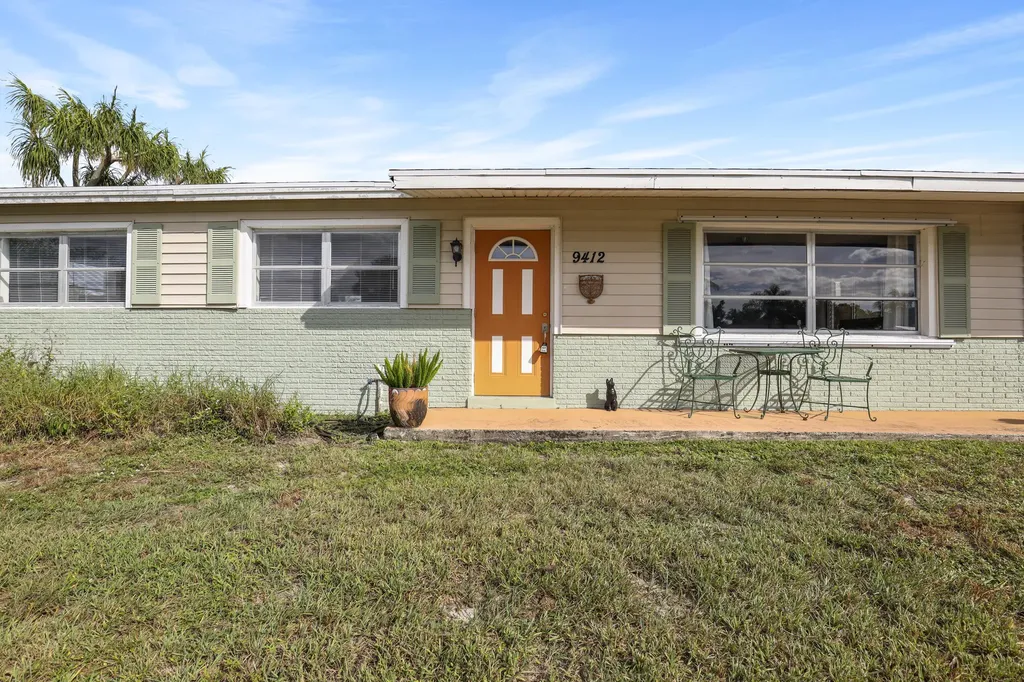 9412 Bellewood Street Palm Beach Gardens FL 33410