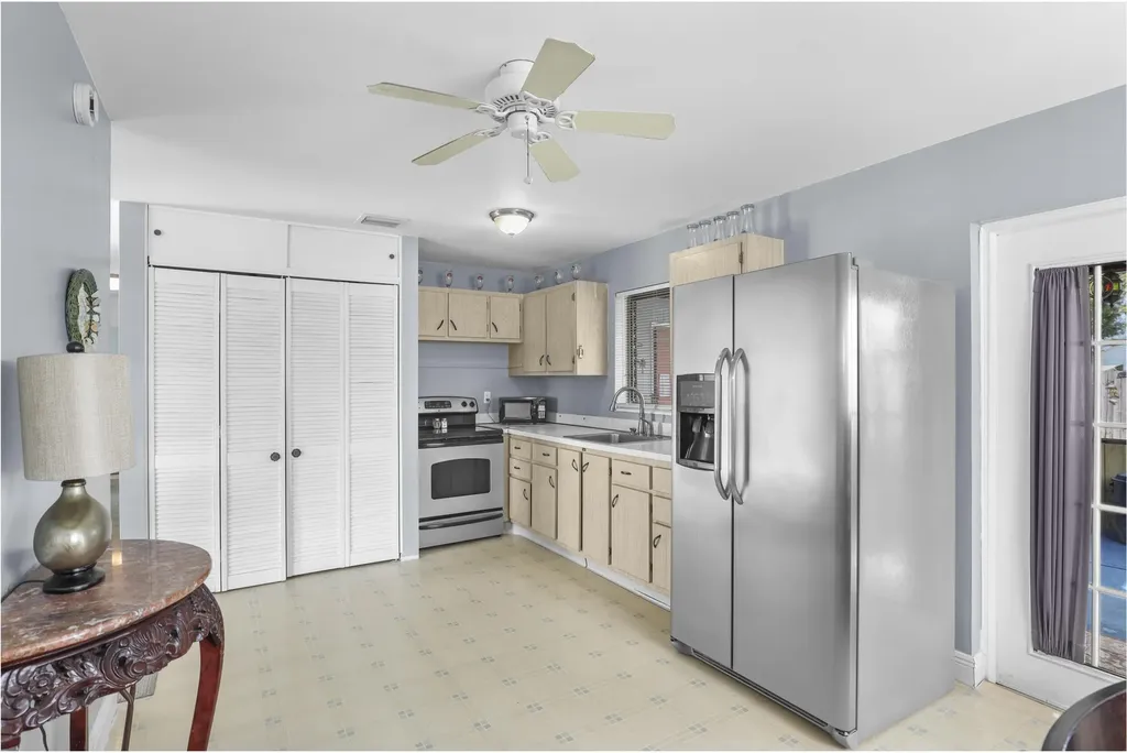 9412 Bellewood Street Palm Beach Gardens FL 33410