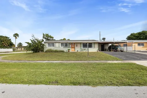9412 Bellewood Street Palm Beach Gardens FL 33410