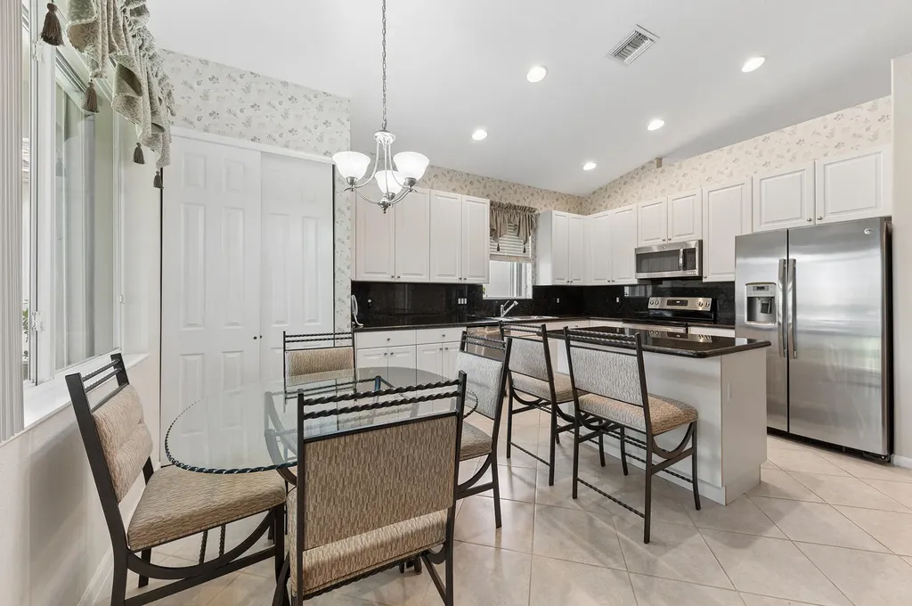2257 Egret Cove Drive West Palm Beach FL 33411