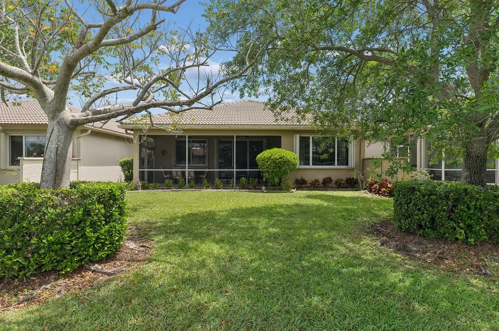 2257 Egret Cove Drive West Palm Beach FL 33411
