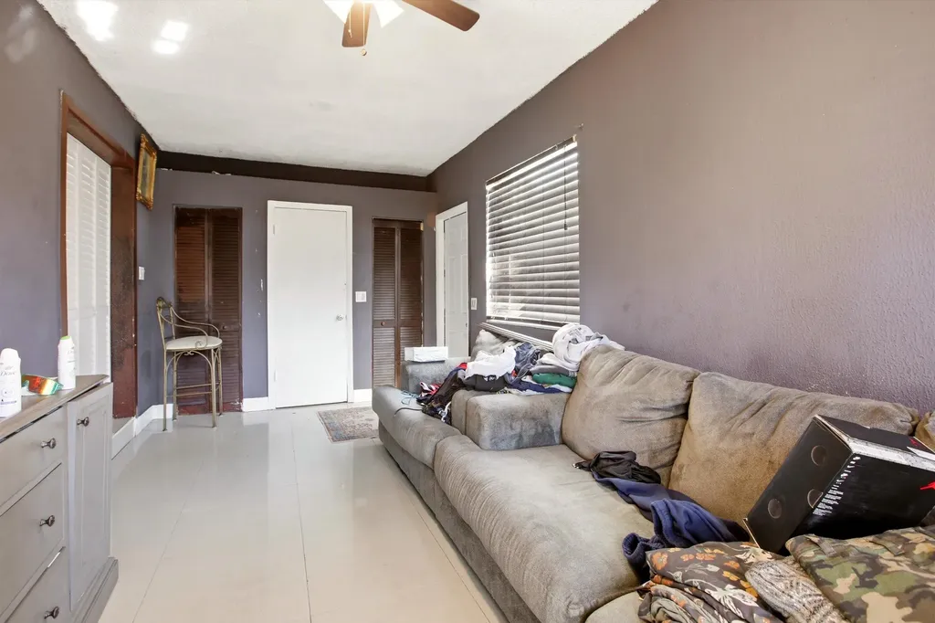 4241 NE 1st Terrace Pompano Beach FL 33064