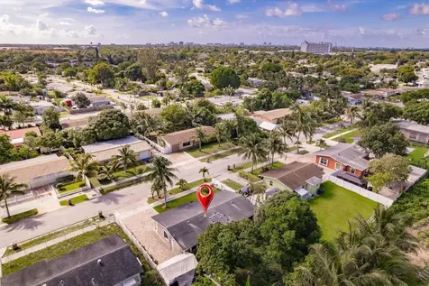 4241 NE 1st Terrace Pompano Beach FL 33064