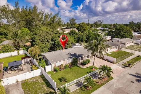 4241 NE 1st Terrace Pompano Beach FL 33064