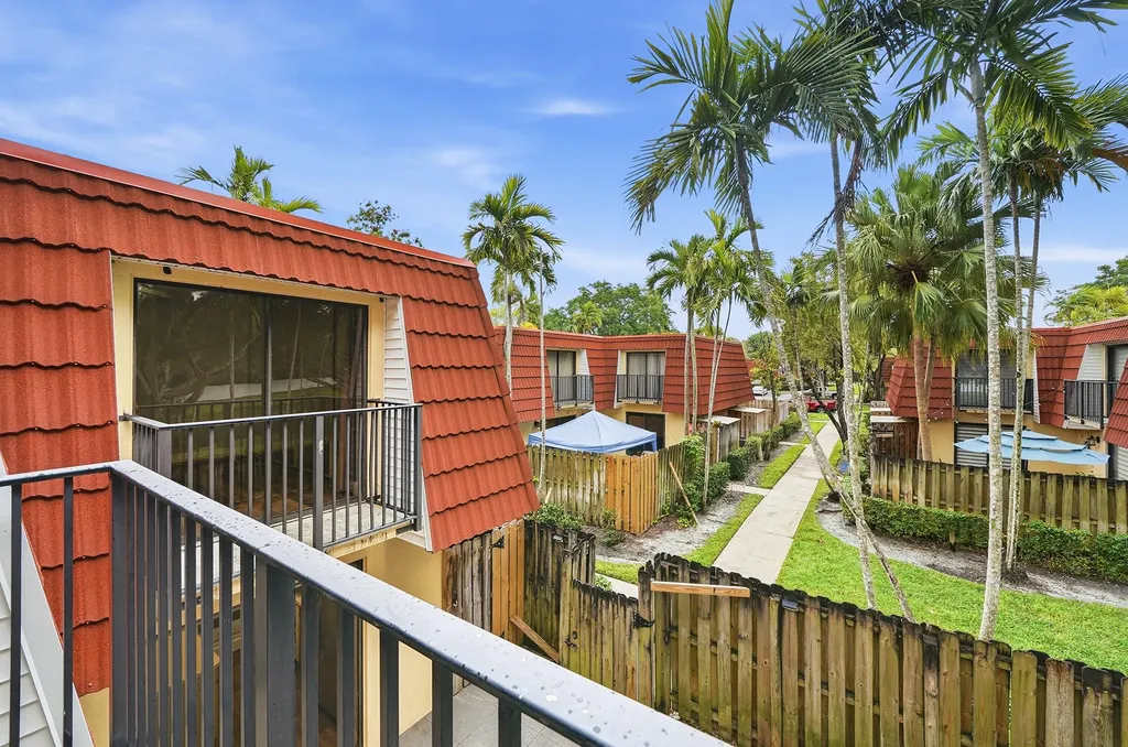 9972 NW 6th Court Plantation FL 33324
