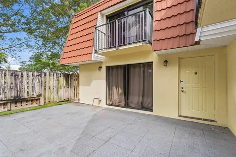 9972 NW 6th Court Plantation FL 33324