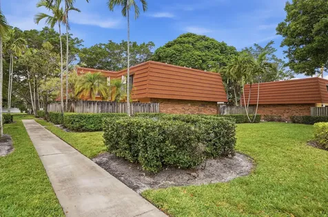 9972 NW 6th Court Plantation FL 33324