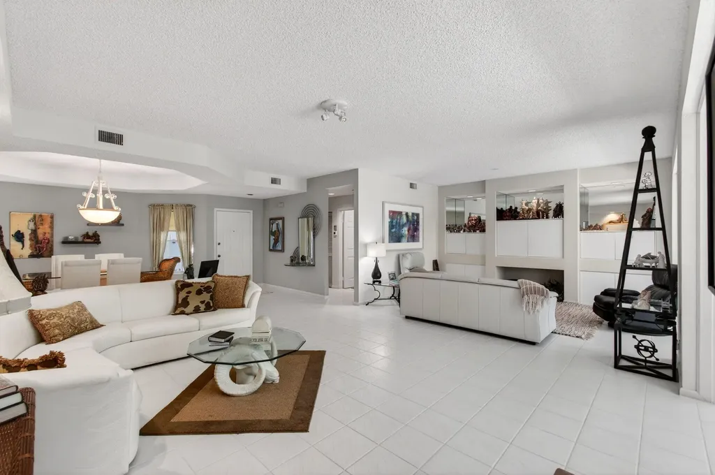 11675 Briarwood Circle Boynton Beach FL 33437