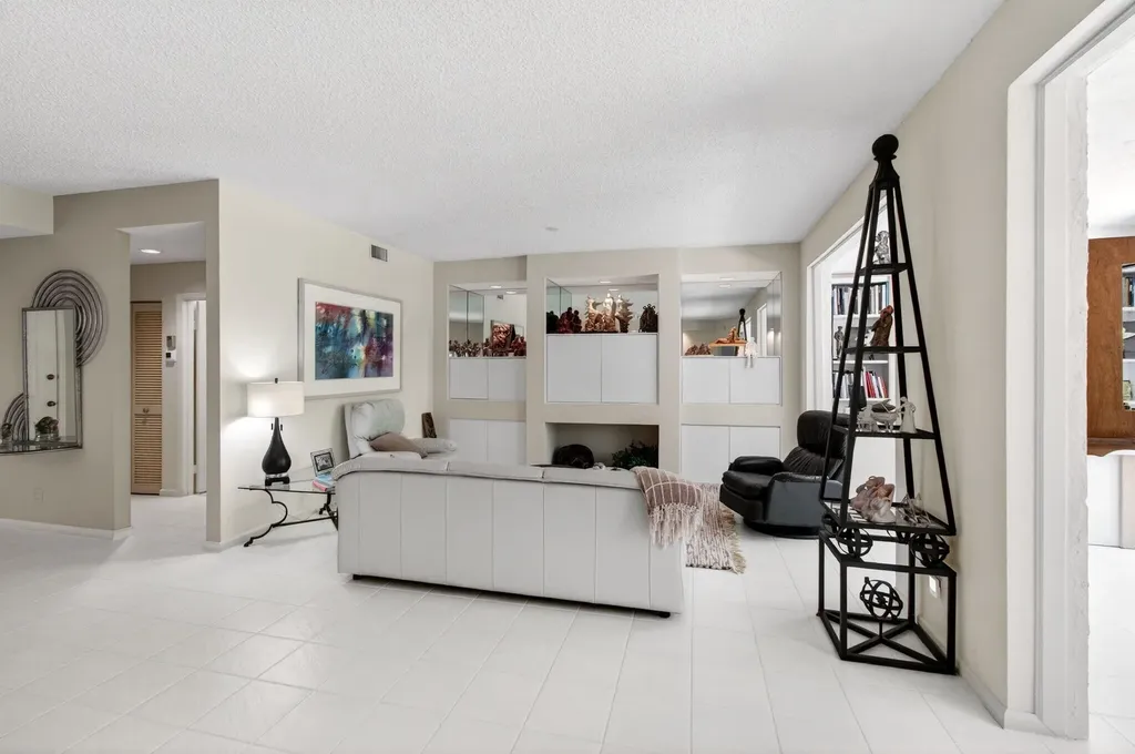 11675 Briarwood Circle Boynton Beach FL 33437