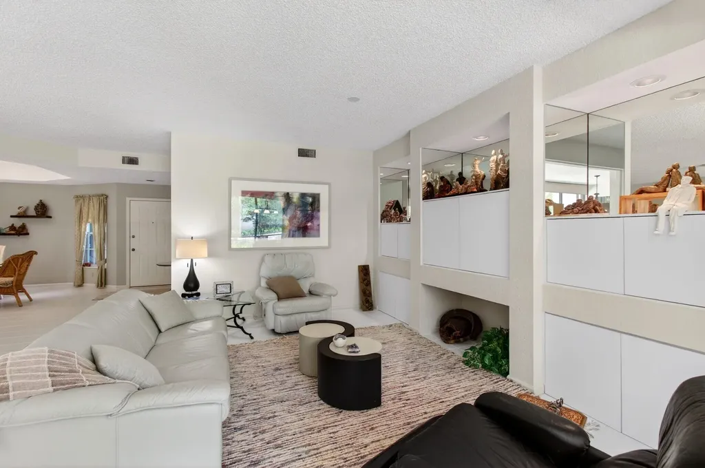 11675 Briarwood Circle Boynton Beach FL 33437