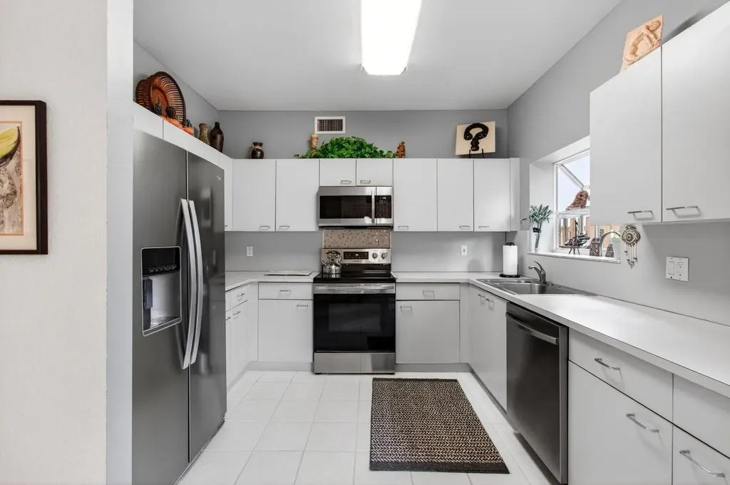 11675 Briarwood Circle Boynton Beach FL 33437