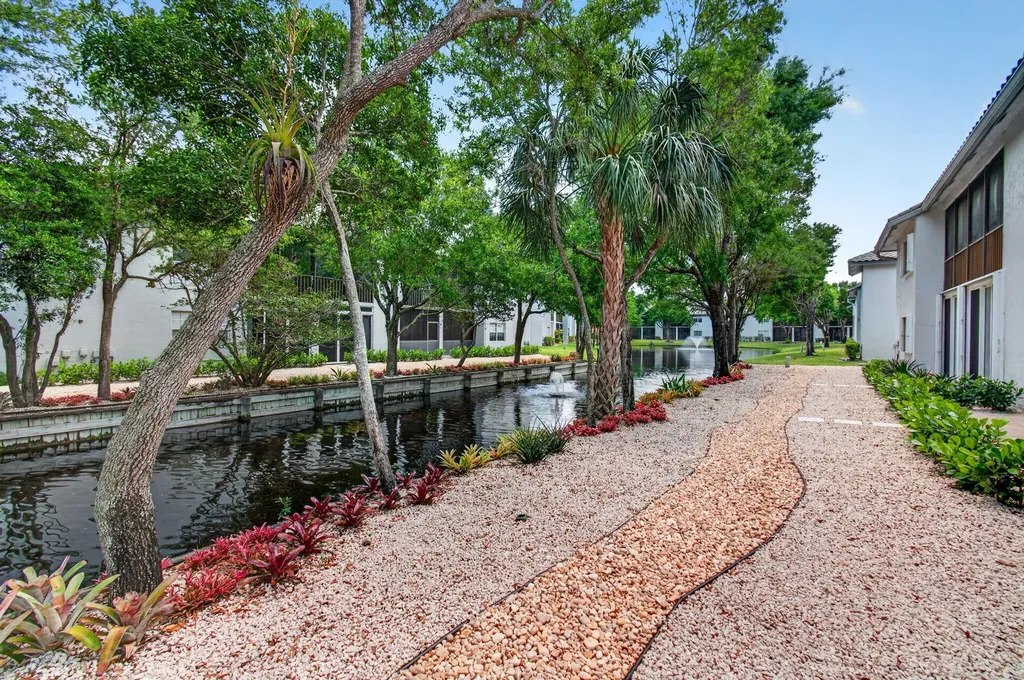 11675 Briarwood Circle Boynton Beach FL 33437