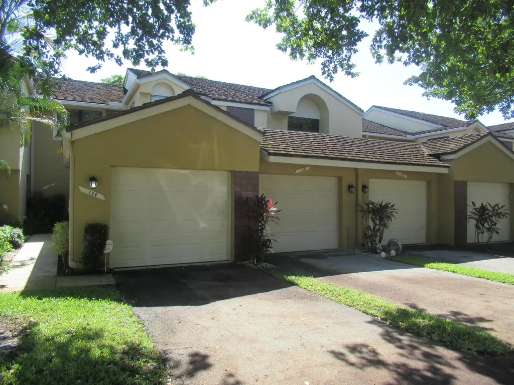 134 NW 98th Terrace Plantation FL 33324