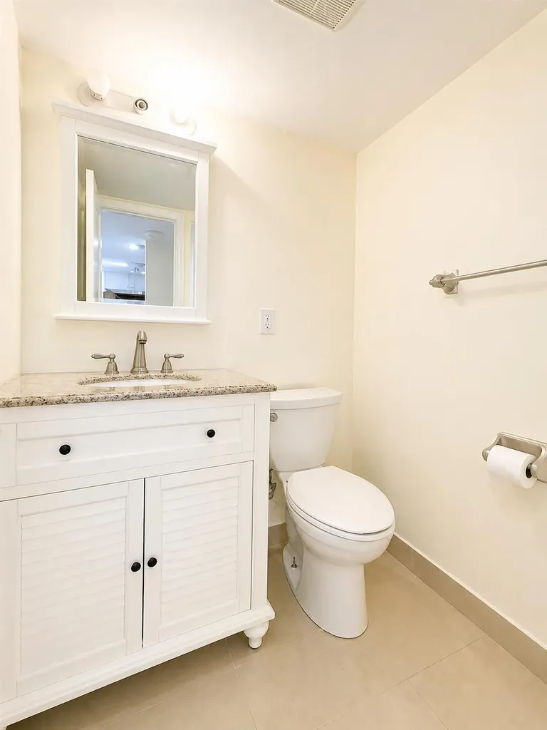 251 SE 6th Avenue Pompano Beach FL 33060