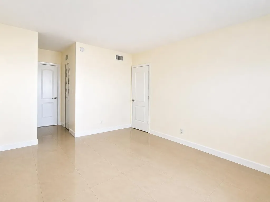 251 SE 6th Avenue Pompano Beach FL 33060