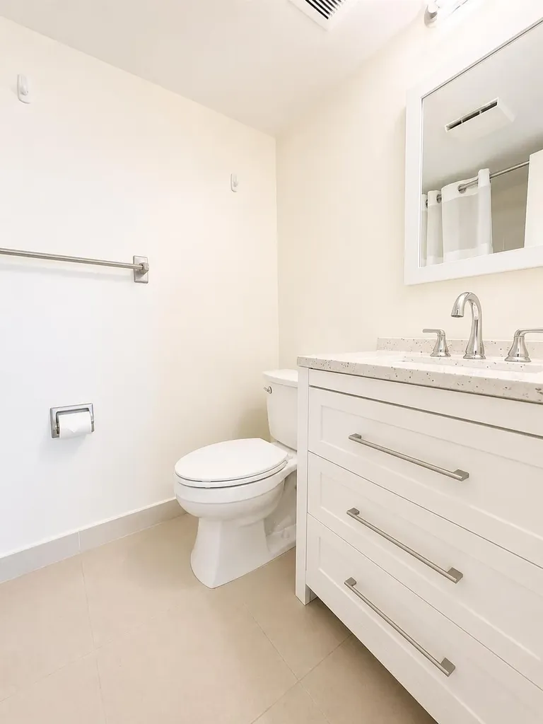 251 SE 6th Avenue Pompano Beach FL 33060