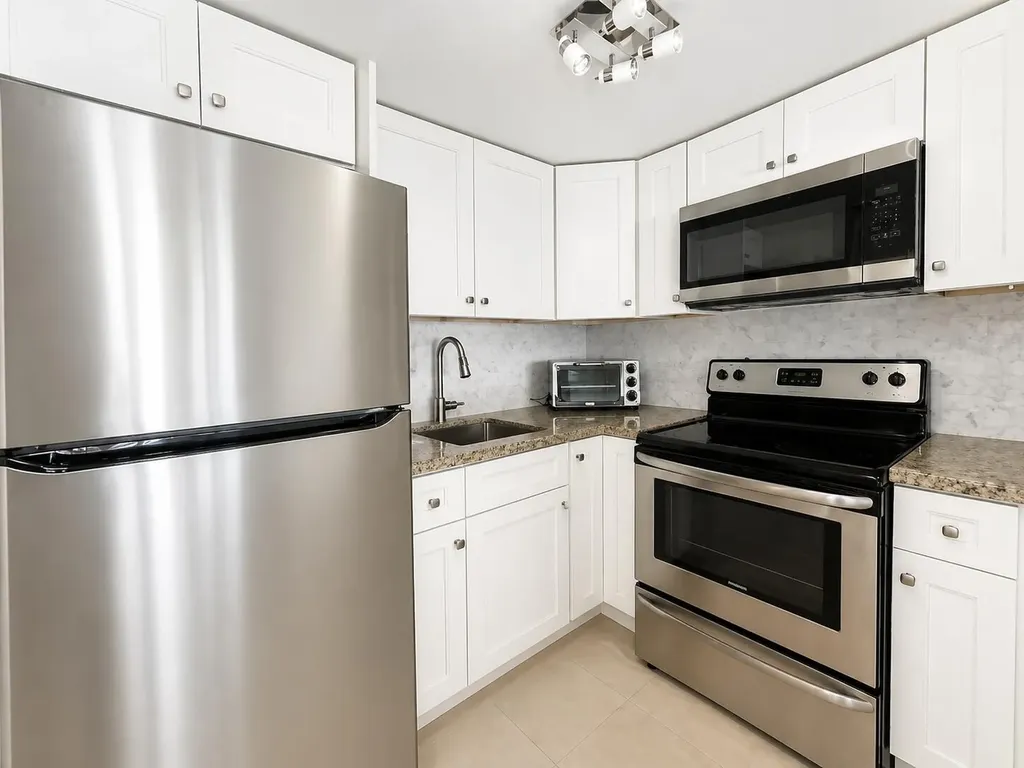251 SE 6th Avenue Pompano Beach FL 33060