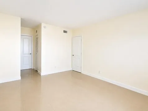 251 SE 6th Avenue Pompano Beach FL 33060