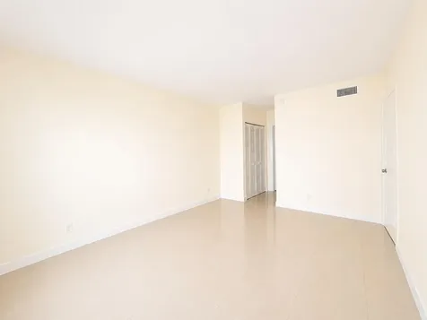 251 SE 6th Avenue Pompano Beach FL 33060
