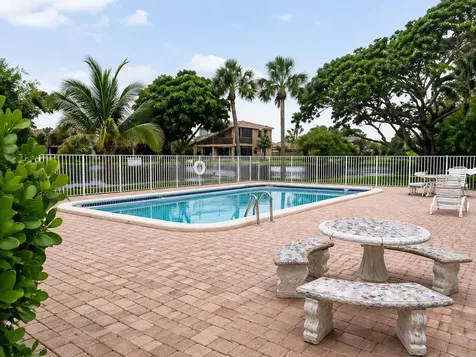 251 SE 6th Avenue Pompano Beach FL 33060
