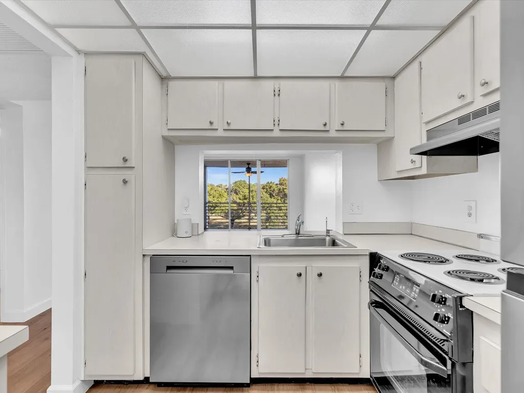 9470 Poinciana Place Davie FL 33324