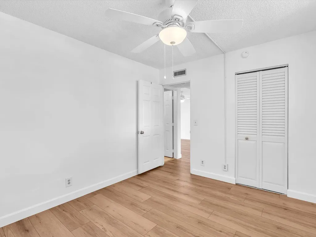 9470 Poinciana Place Davie FL 33324