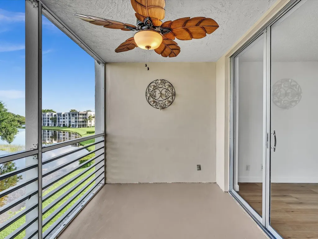 9470 Poinciana Place Davie FL 33324