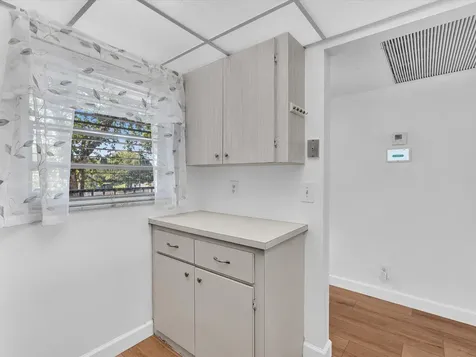 9470 Poinciana Place Davie FL 33324