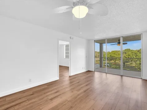 9470 Poinciana Place Davie FL 33324