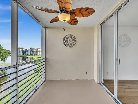 9470 Poinciana Place Davie FL 33324