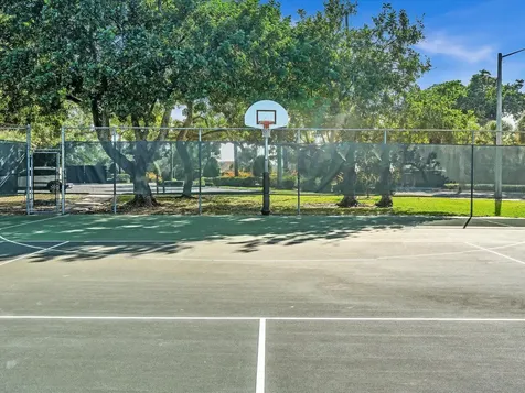 9470 Poinciana Place Davie FL 33324