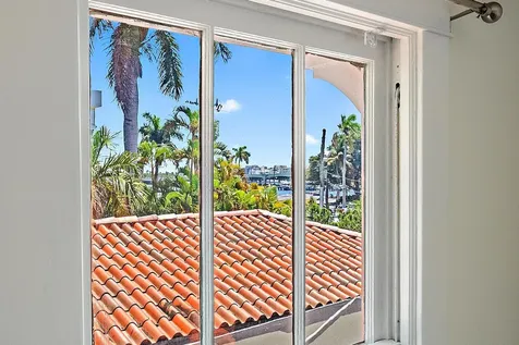 228 9th Street West Palm Beach FL 33401