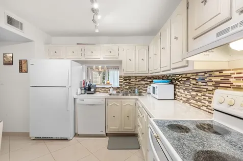 4191 NW 41st Street Lauderdale Lakes FL 33319