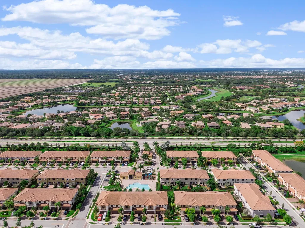9628 Town Parc Circle S Parkland FL 33076