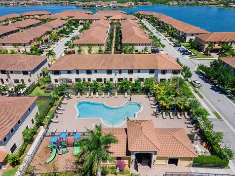 9628 Town Parc Circle S Parkland FL 33076