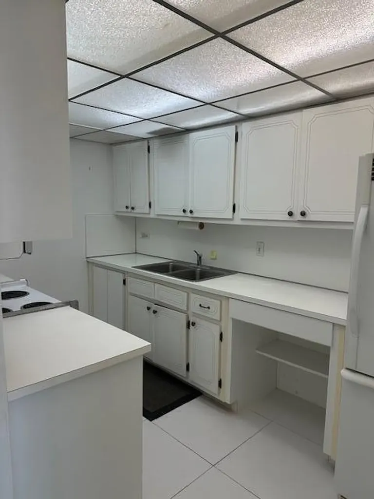 1208 Marine Way North Palm Beach FL 33408