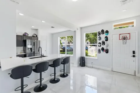 1086 Woodfield Road Greenacres FL 33415