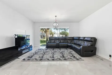 1086 Woodfield Road Greenacres FL 33415