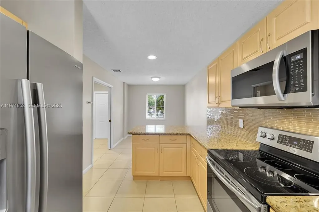 9840 NW 19th Place Sunrise FL 33322