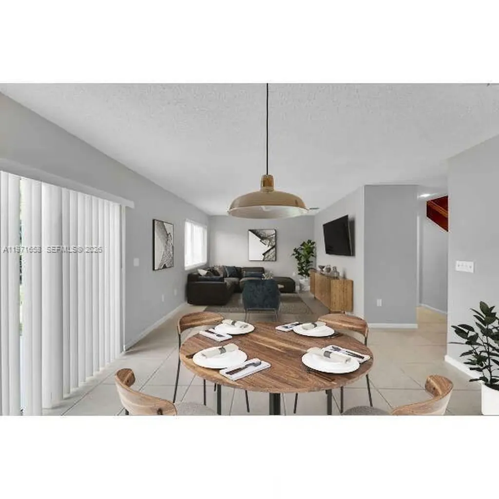 9840 NW 19th Place Sunrise FL 33322