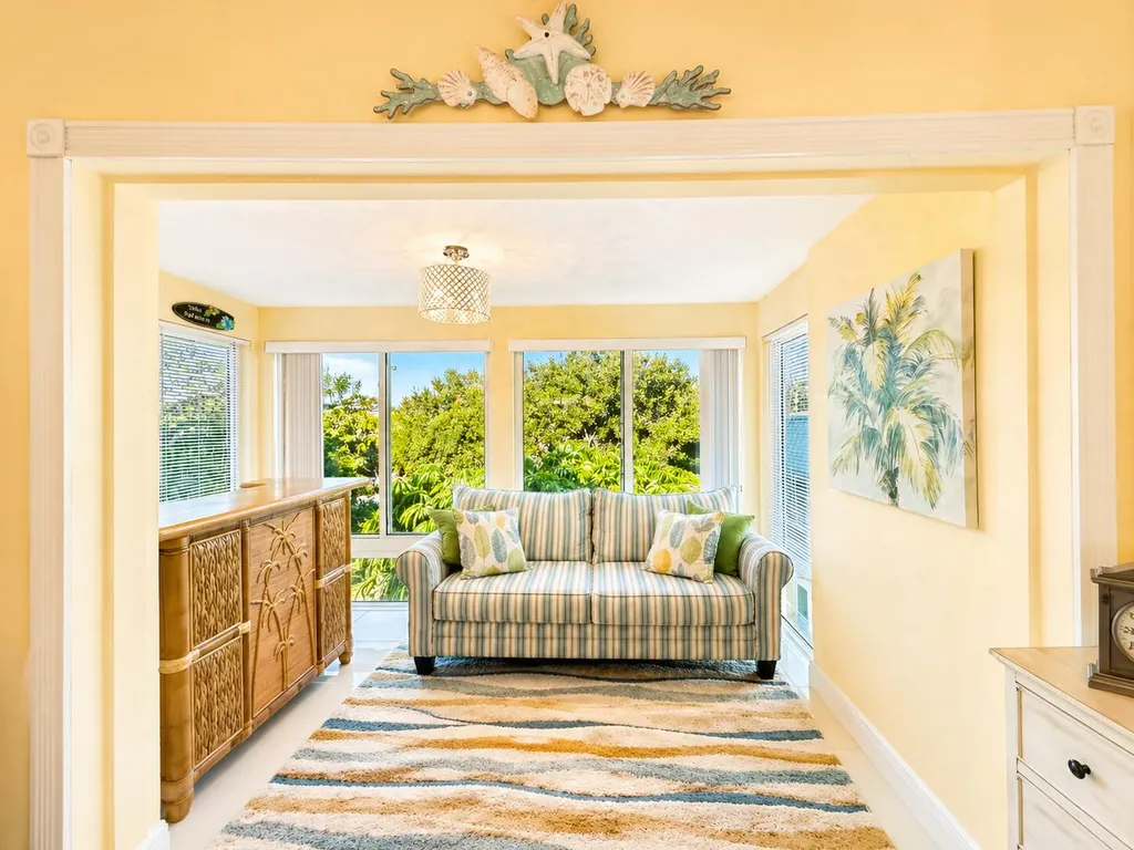 12 Colonial Club Drive Boynton Beach FL 33435