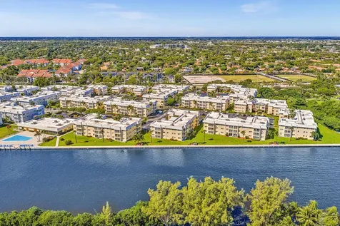 12 Colonial Club Drive Boynton Beach FL 33435