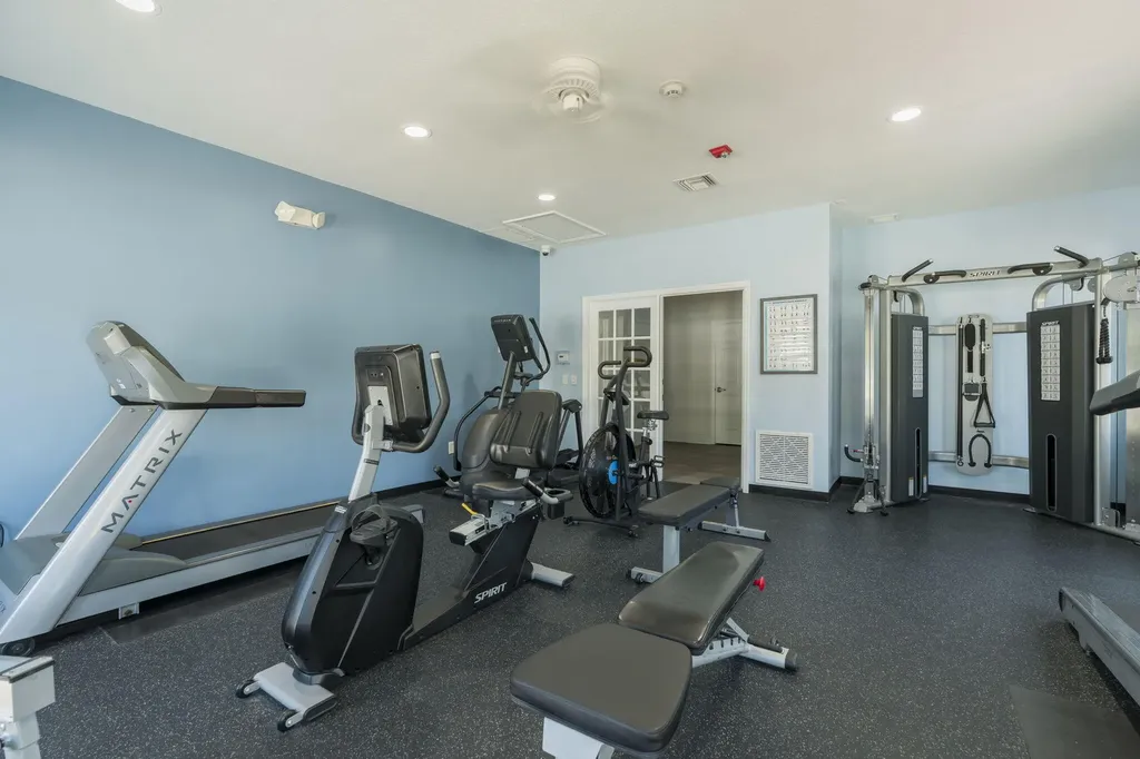 696 NE Waters Edge Lane Port St Lucie FL 34983