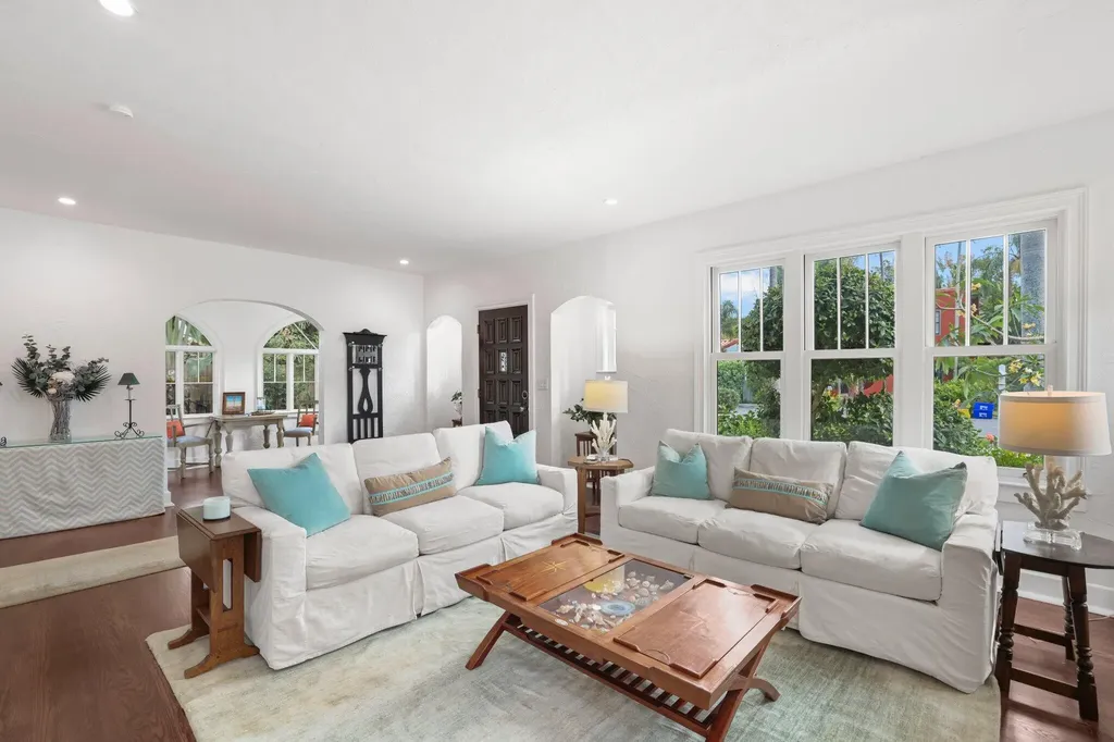 429 30th Street West Palm Beach FL 33407