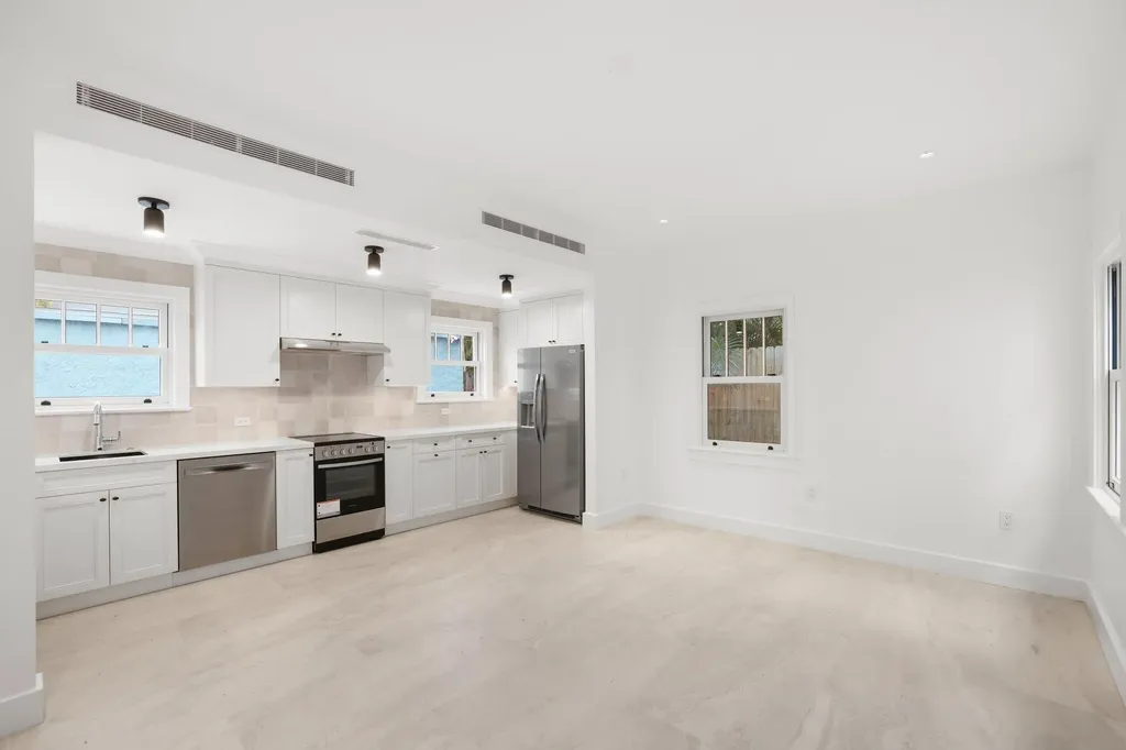 429 30th Street West Palm Beach FL 33407