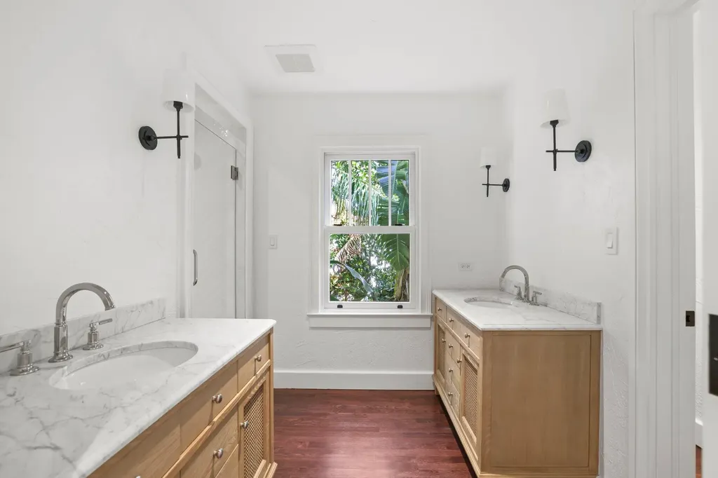429 30th Street West Palm Beach FL 33407