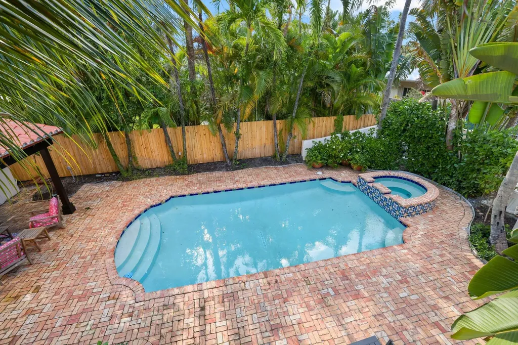 429 30th Street West Palm Beach FL 33407